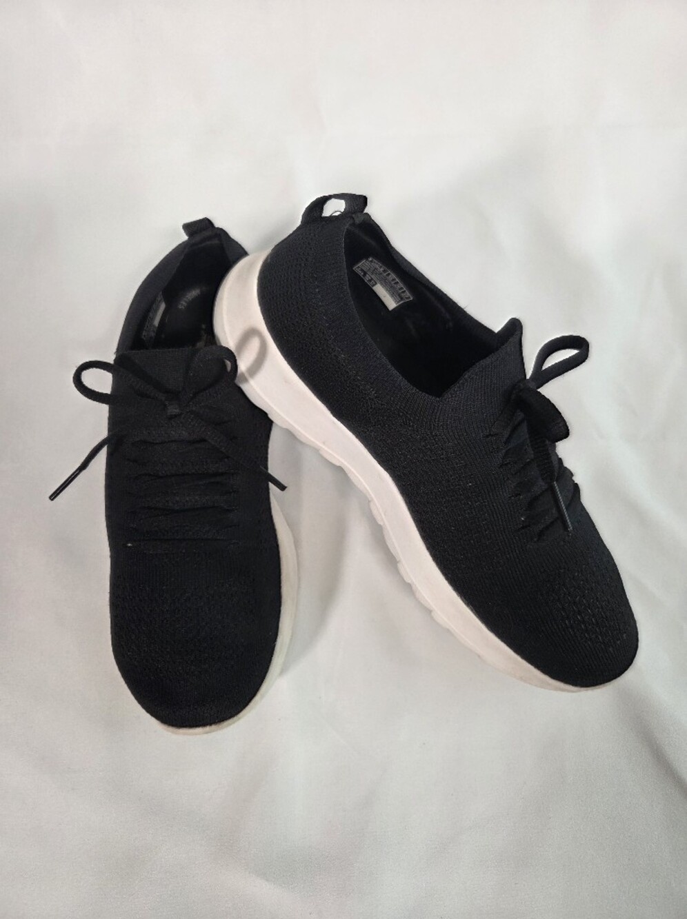 Skechers Women's Stretch Fit Slip On Sneakers | US 8